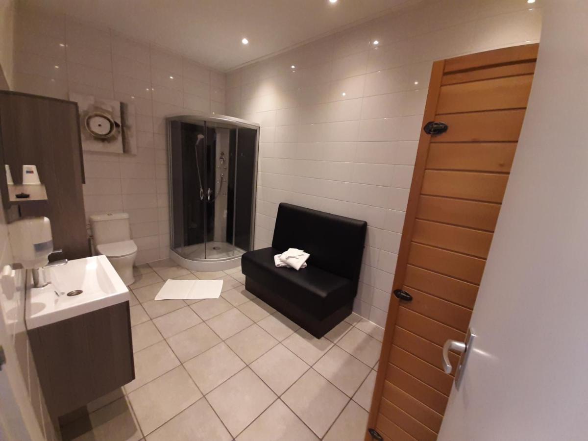 De Vier Linden Bed & Breakfast Vierlingsbeek Bagian luar foto